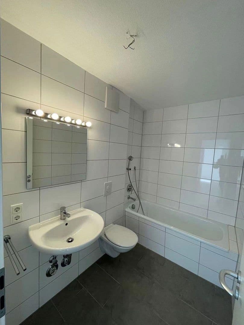 3 bedroom flat for sale, 74 m², Europa-Allee 145, Frankfurt am Main, Hesse 3 bedroom flat for sale, 74 m², Europa-Allee 145, Frankfurt am Main, Hesse