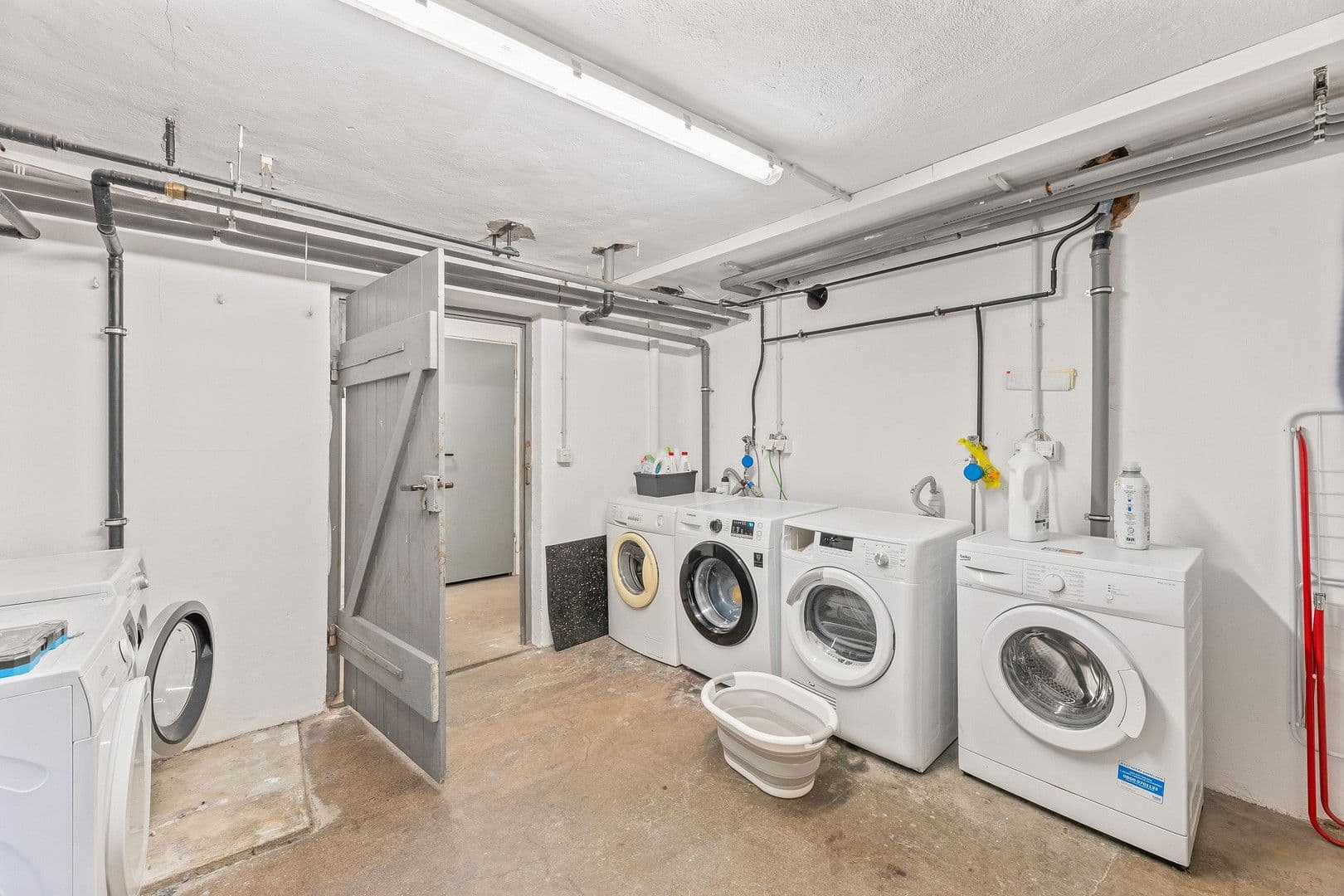 2 bedroom with open-plan kitchen flat for sale, 92 m², Leonberg, Baden-Württemberg 2 bedroom with open-plan kitchen flat for sale, 92 m², Leonberg, Baden-Württemberg