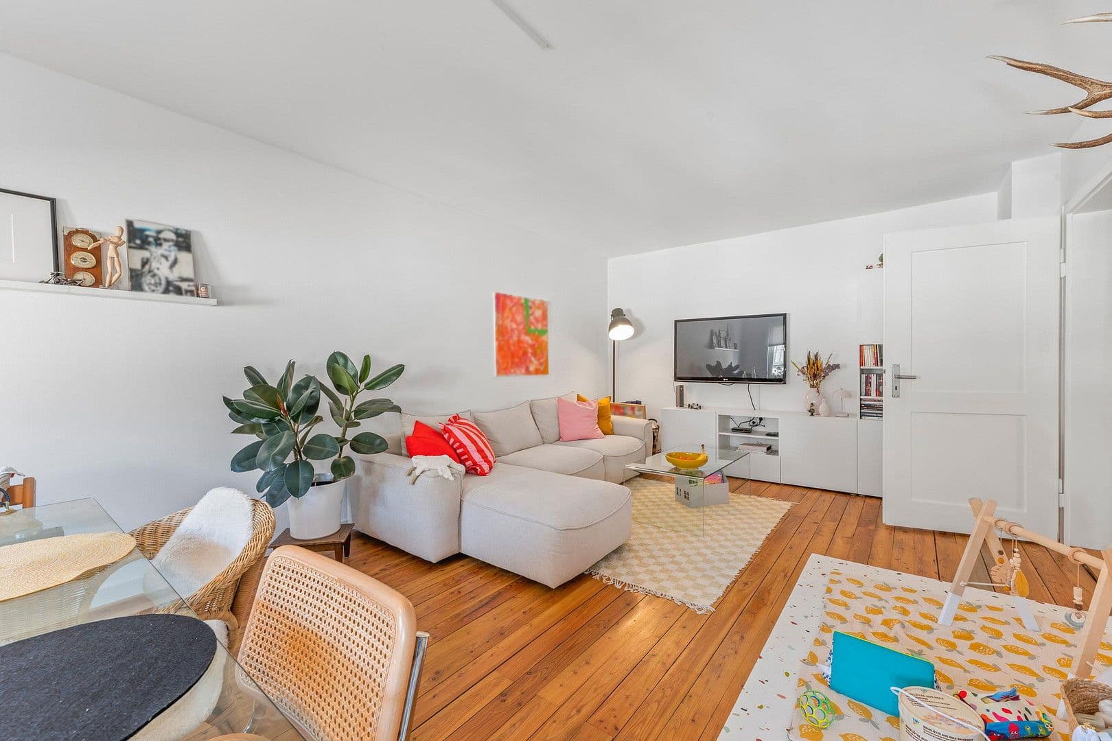 2 bedroom with open-plan kitchen flat for sale, 92 m², Leonberg, Baden-Württemberg 2 bedroom with open-plan kitchen flat for sale, 92 m², Leonberg, Baden-Württemberg