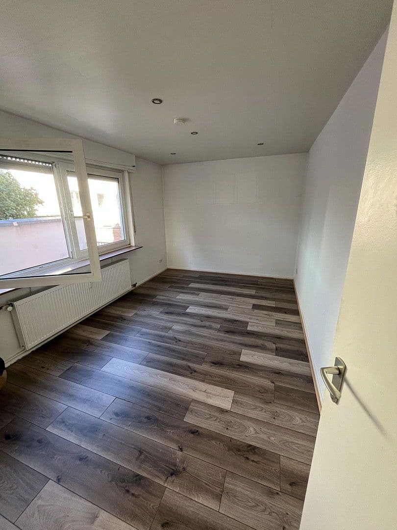 3 bedroom flat to rent, 56 m², Schützenstraße, Kaiserslautern, Rhineland-Palatinate 3 bedroom flat to rent, 56 m², Schützenstraße, Kaiserslautern, Rhineland-Palatinate