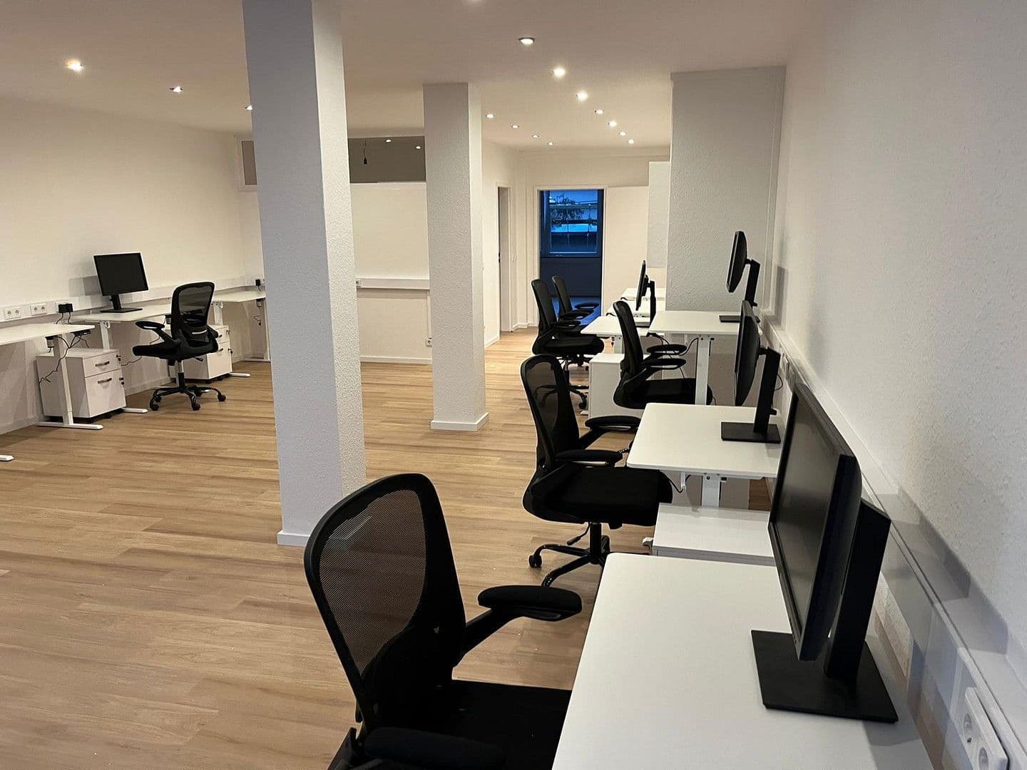 office to rent, 100 m², Montanusstraße 17, Leverkusen, North Rhine-Westphalia office to rent, 100 m², Montanusstraße 17, Leverkusen, North Rhine-Westphalia