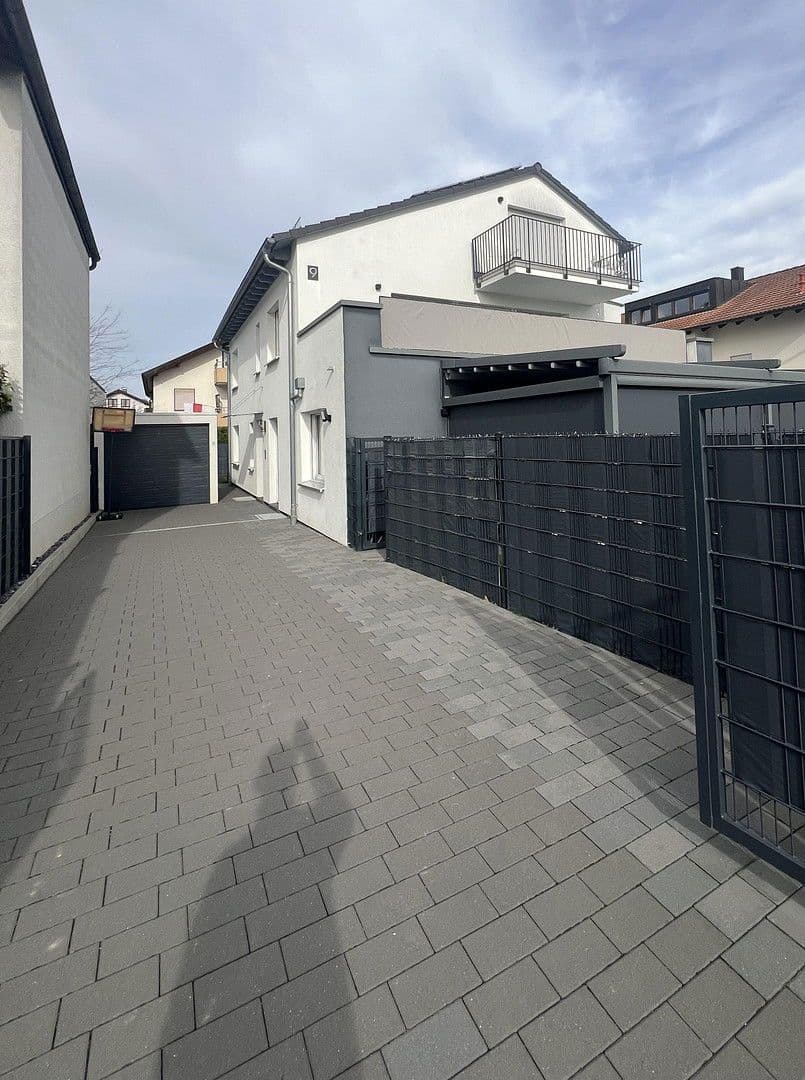 3 bedroom with open-plan kitchen flat to rent, 130 m², Boslerstraße 9, Holzgerlingen, Baden-Württemberg 3 bedroom with open-plan kitchen flat to rent, 130 m², Boslerstraße 9, Holzgerlingen, Baden-Württemberg