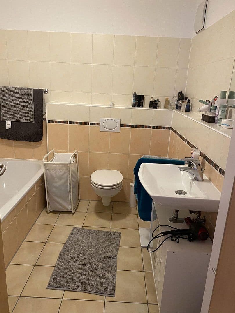 3 bedroom flat to rent, 86 m², Fritz Räcke Str. 17, Hürth, North Rhine-Westphalia 3 bedroom flat to rent, 86 m², Fritz Räcke Str. 17, Hürth, North Rhine-Westphalia