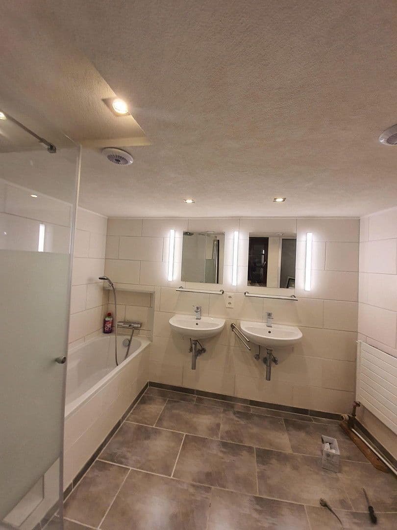 2 bedroom with open-plan kitchen flat to rent, 145 m², Stockach, Baden-Württemberg 2 bedroom with open-plan kitchen flat to rent, 145 m², Stockach, Baden-Württemberg