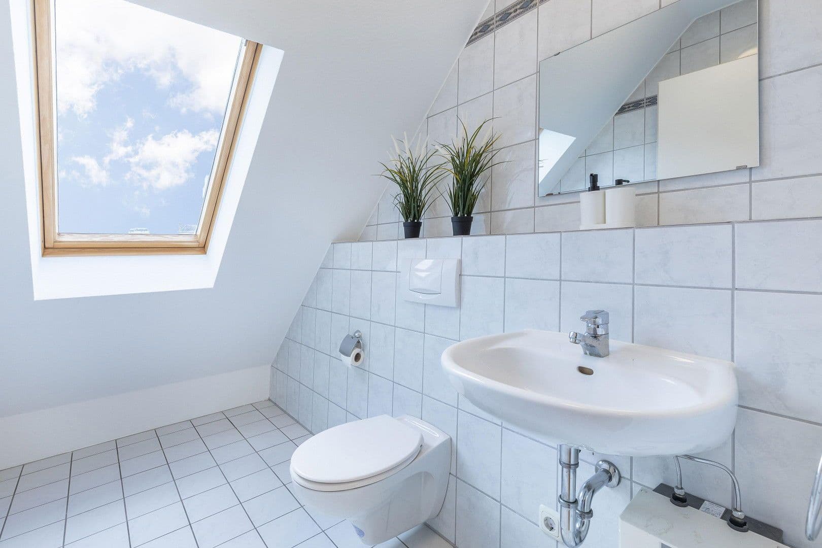 2 bedroom flat for sale, 83 m², Neusserstr. 388, Köln, North Rhine-Westphalia 2 bedroom flat for sale, 83 m², Neusserstr. 388, Köln, North Rhine-Westphalia