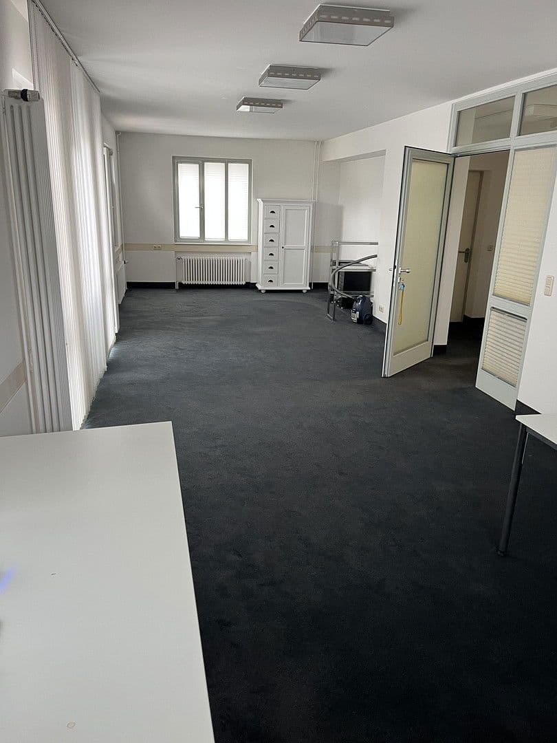 office to rent, 41 m², Seeweg 12, Schönefeld, Brandenburg office to rent, 41 m², Seeweg 12, Schönefeld, Brandenburg