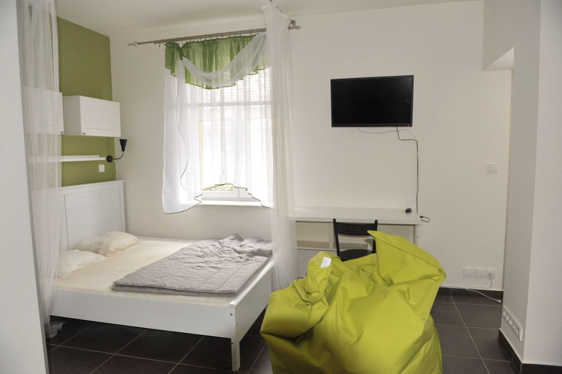 Studio flat to rent, 30 m², V Olšinách, Prague, Prague Studio flat to rent, 30 m², V Olšinách, Prague, Prague