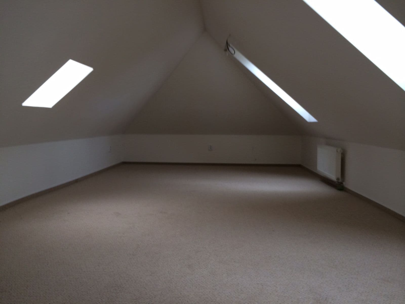 3 bedroom with open-plan kitchen flat for sale, 115 m², Plzeňská, Králův Dvůr, Středočeský Region 3 bedroom with open-plan kitchen flat for sale, 115 m², Plzeňská, Králův Dvůr, Středočeský Region