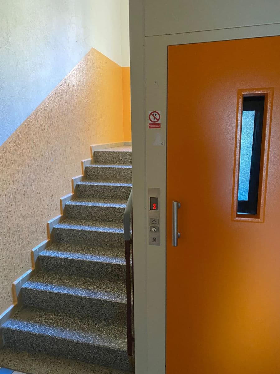 1 bedroom flat to rent, 43 m², sídliště Vajgar, Jindřichův Hradec, Jihočeský Region 1 bedroom flat to rent, 43 m², sídliště Vajgar, Jindřichův Hradec, Jihočeský Region