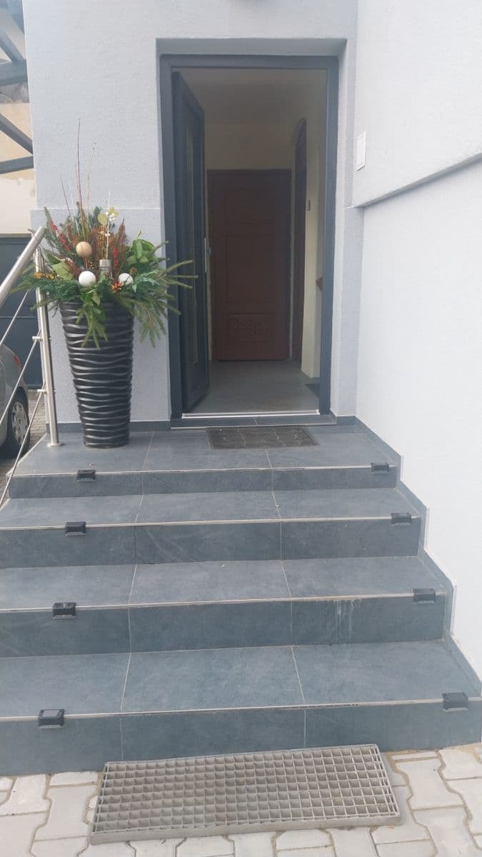 3 bedroom flat to rent, 76 m², Vilsnická, Děčín, Ústecký Region 3 bedroom flat to rent, 76 m², Vilsnická, Děčín, Ústecký Region