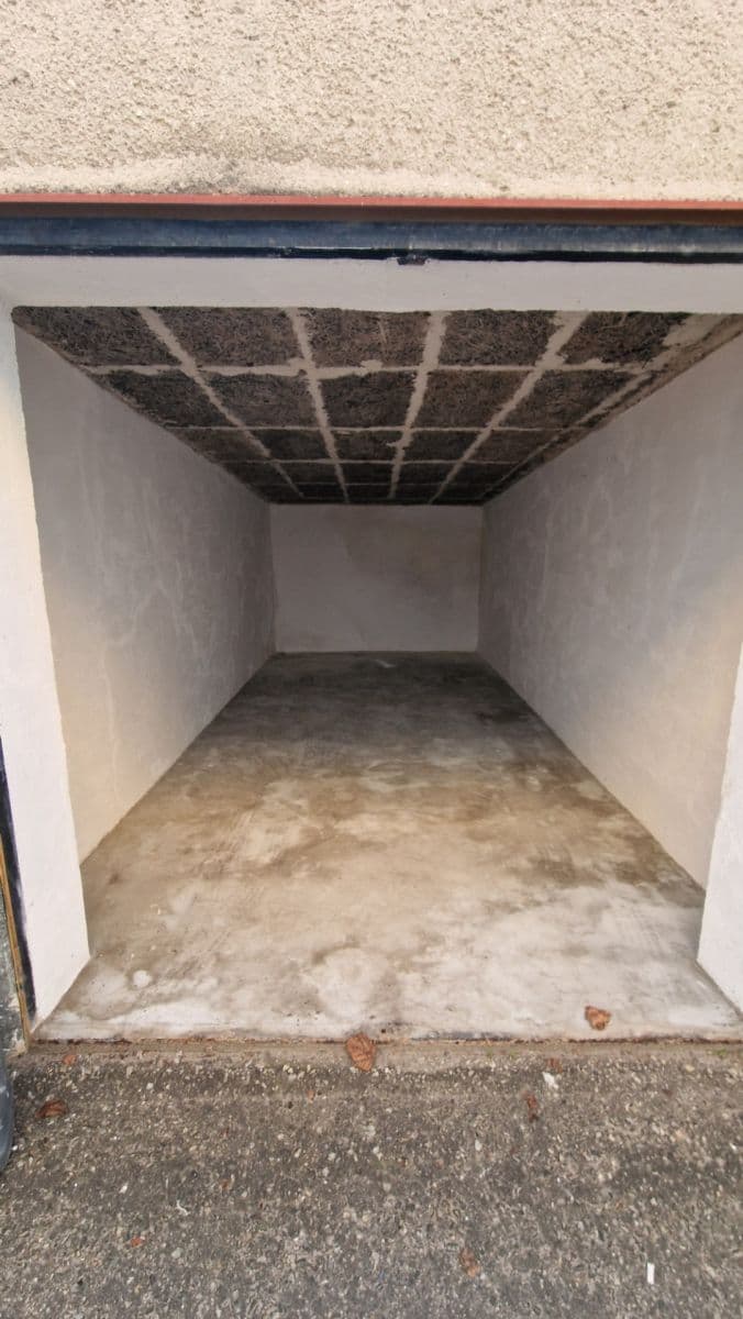 garage to rent, 15 m², Přímětická, Znojmo, Jihomoravský Region garage to rent, 15 m², Přímětická, Znojmo, Jihomoravský Region