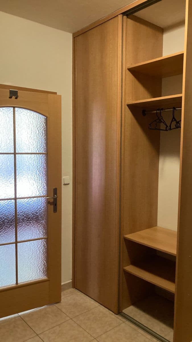 1 bedroom with open-plan kitchen flat to rent, 49 m², Hakenova, Poděbrady, Středočeský Region 1 bedroom with open-plan kitchen flat to rent, 49 m², Hakenova, Poděbrady, Středočeský Region