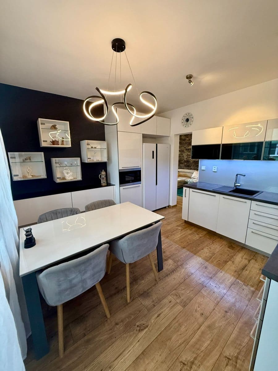 3 bedroom flat for sale, 83 m², Nádvorní, Liberec, Liberecký Region 3 bedroom flat for sale, 83 m², Nádvorní, Liberec, Liberecký Region