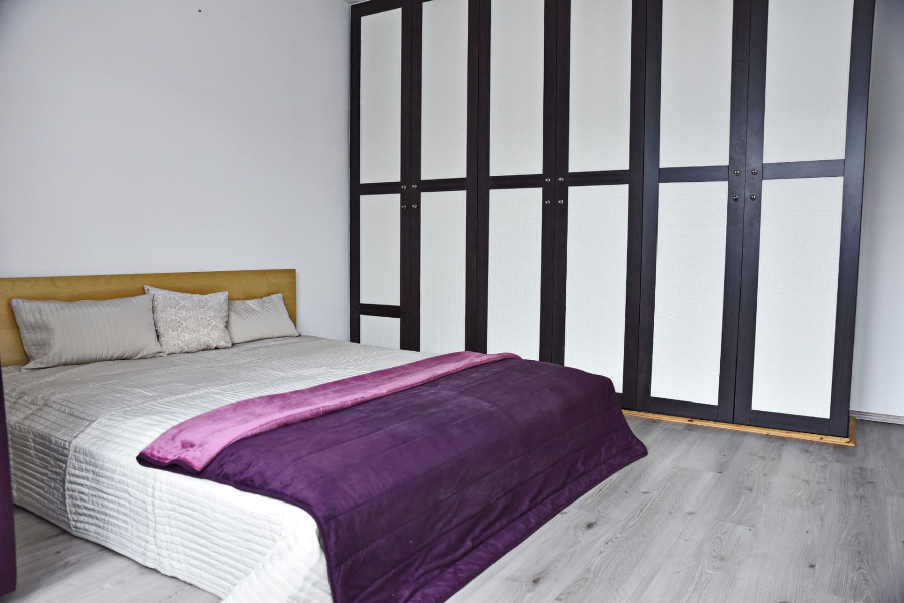 1 bedroom with open-plan kitchen flat to rent, 56 m², Velenovského, Prague, Prague 1 bedroom with open-plan kitchen flat to rent, 56 m², Velenovského, Prague, Prague