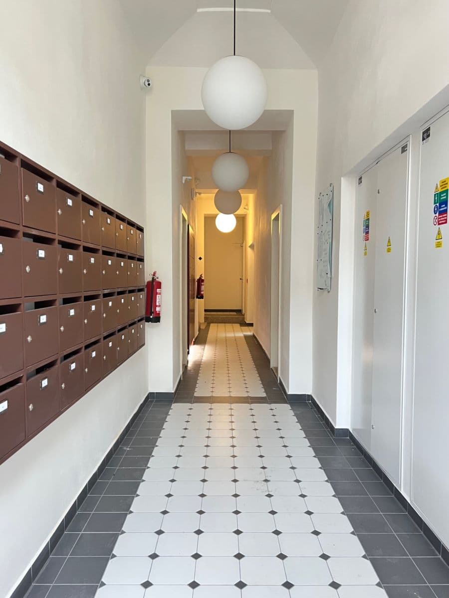 1 bedroom with open-plan kitchen flat to rent, 51 m², Tachovské náměstí, Prague, Prague 1 bedroom with open-plan kitchen flat to rent, 51 m², Tachovské náměstí, Prague, Prague