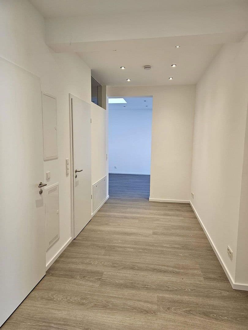 2 bedroom with open-plan kitchen flat to rent, 105 m², Haupstraße 221, Bergisch Gladbach, North Rhine-Westphalia 2 bedroom with open-plan kitchen flat to rent, 105 m², Haupstraße 221, Bergisch Gladbach, North Rhine-Westphalia