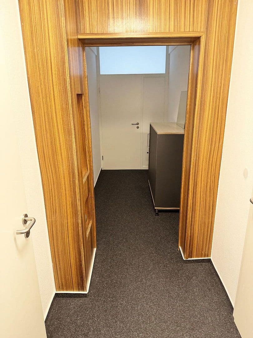 office to rent, 90 m², Hauptstraße 9, Mosbach, Baden-Württemberg office to rent, 90 m², Hauptstraße 9, Mosbach, Baden-Württemberg