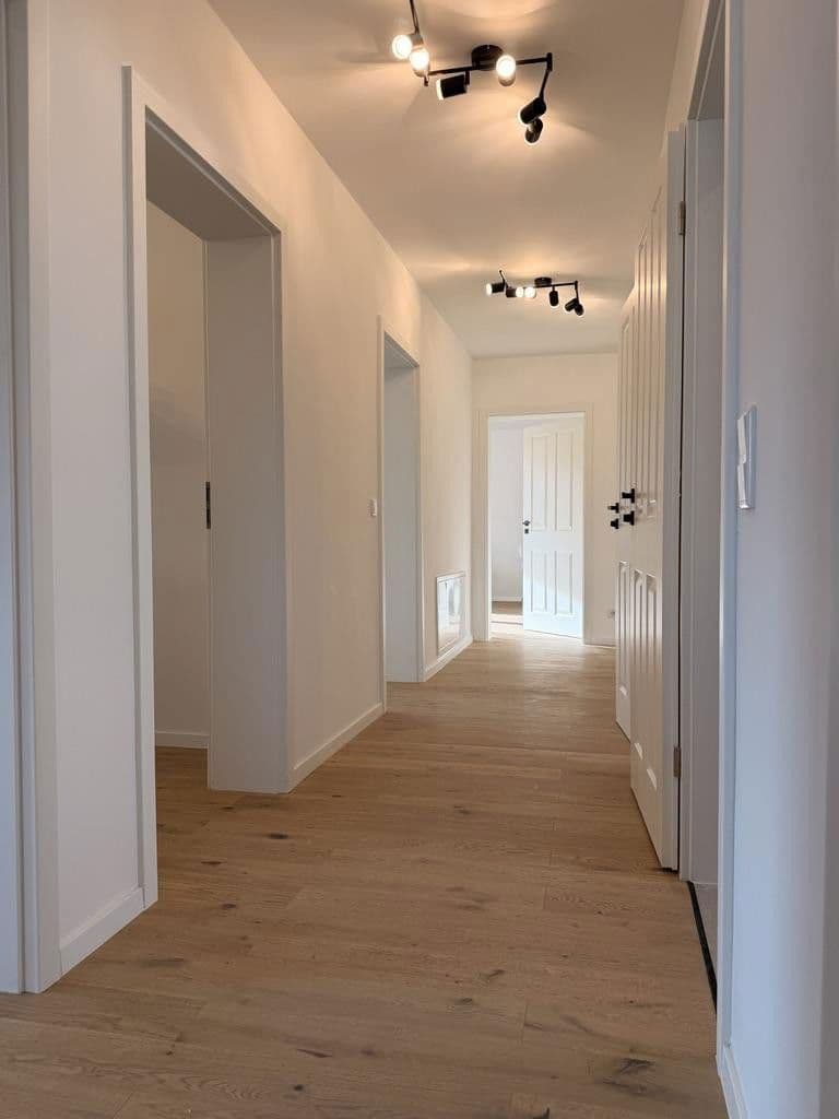 3 bedroom with open-plan kitchen flat for sale, 104 m², Seukendorf, Bavaria 3 bedroom with open-plan kitchen flat for sale, 104 m², Seukendorf, Bavaria