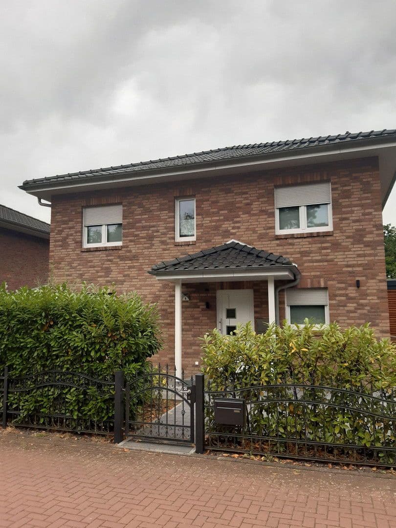 house for sale, 137 m², Pinneberg, Schleswig-Holstein house for sale, 137 m², Pinneberg, Schleswig-Holstein