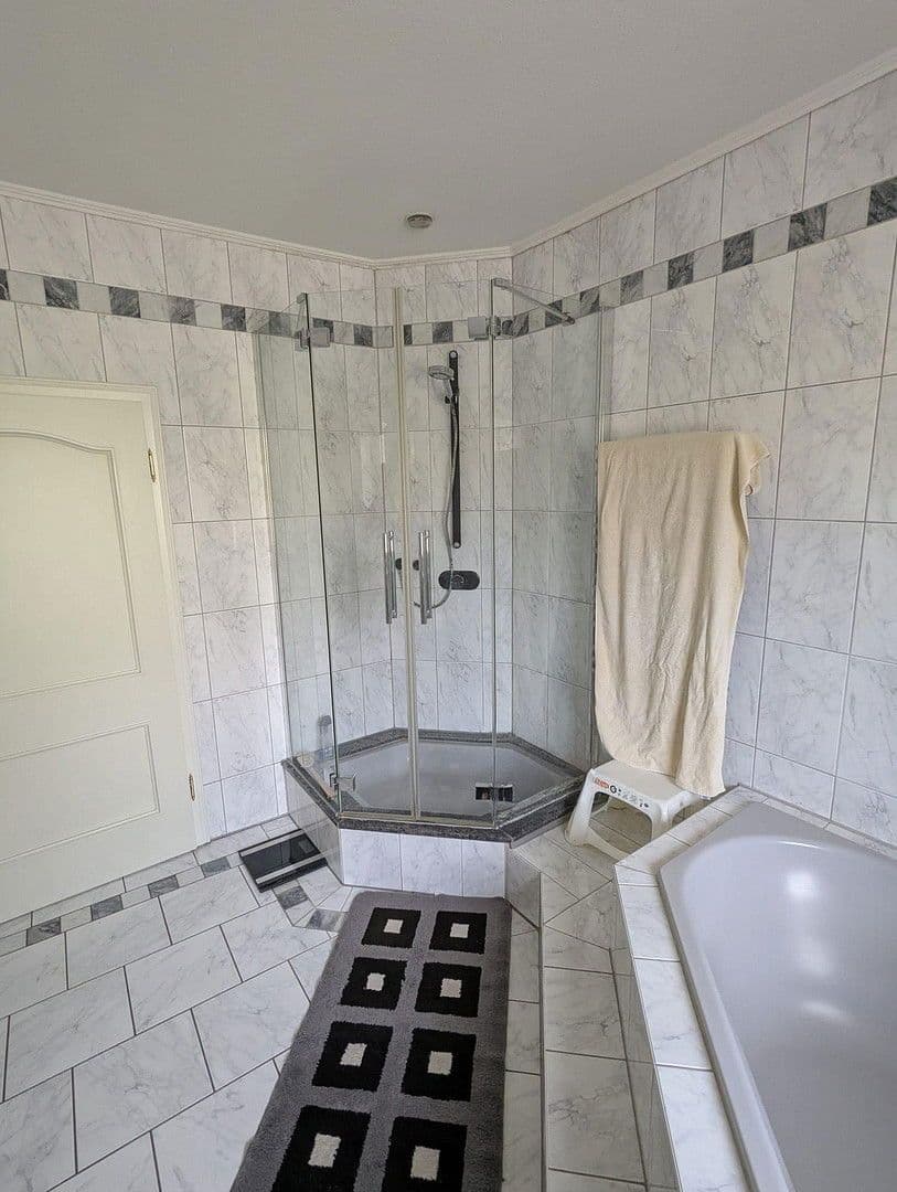 house to rent, 170 m², Rinteln, Lower Saxony house to rent, 170 m², Rinteln, Lower Saxony