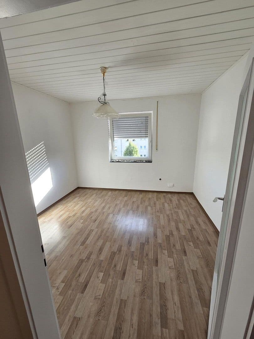 3 bedroom flat to rent, 72 m², Lauterburgstr. 11a, Coburg, Bavaria 3 bedroom flat to rent, 72 m², Lauterburgstr. 11a, Coburg, Bavaria