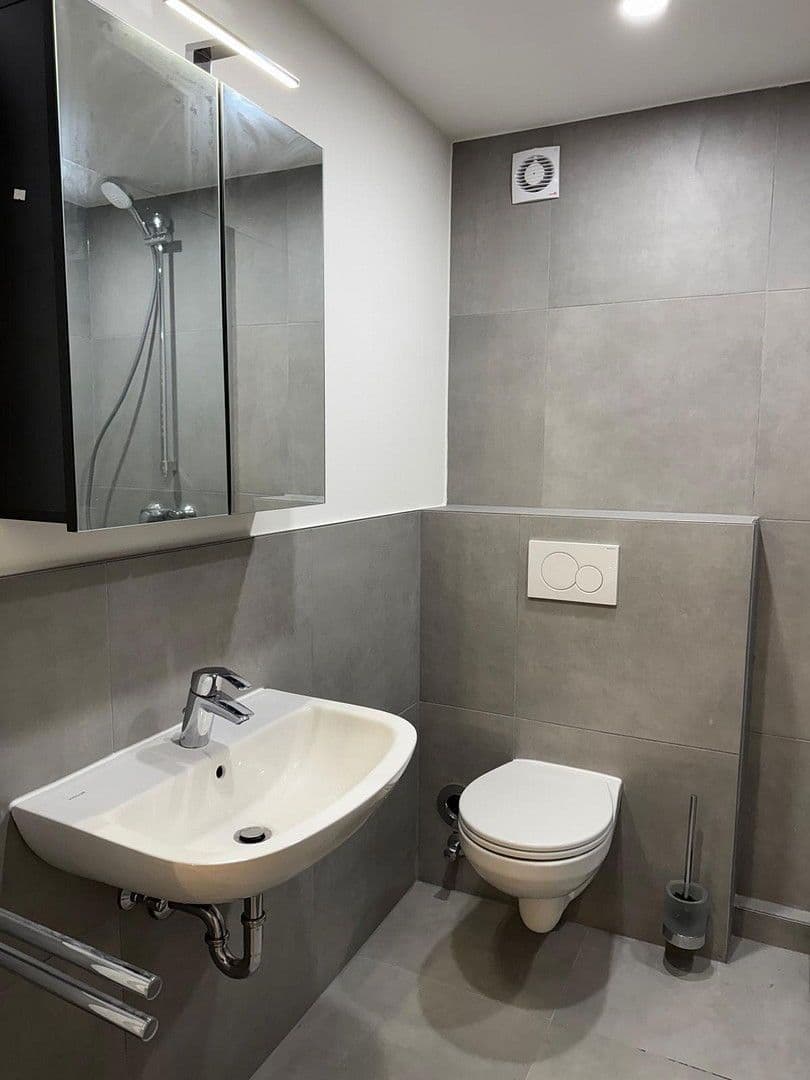 3 bedroom flat to rent, 64 m², Kölner Straße 228, Krefeld, North Rhine-Westphalia 3 bedroom flat to rent, 64 m², Kölner Straße 228, Krefeld, North Rhine-Westphalia