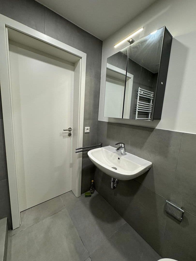 3 bedroom flat to rent, 64 m², Kölner Straße 228, Krefeld, North Rhine-Westphalia 3 bedroom flat to rent, 64 m², Kölner Straße 228, Krefeld, North Rhine-Westphalia