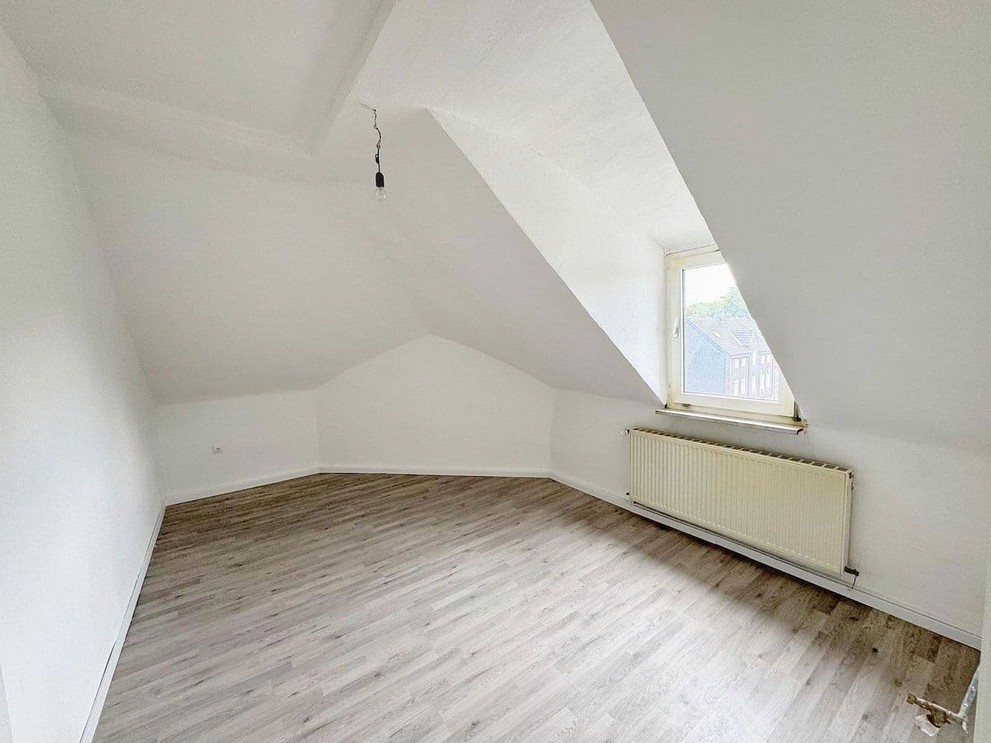 4 bedroom with open-plan kitchen flat to rent, 105 m², Herne, North Rhine-Westphalia 4 bedroom with open-plan kitchen flat to rent, 105 m², Herne, North Rhine-Westphalia