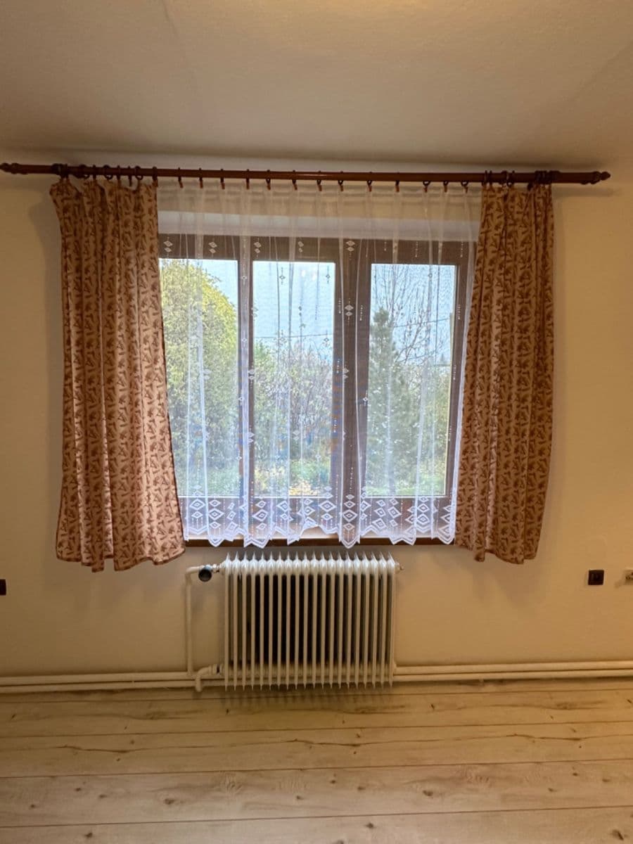 Studio flat to rent, 44 m², Na Chmelnici, Kutná Hora, Středočeský Region Studio flat to rent, 44 m², Na Chmelnici, Kutná Hora, Středočeský Region