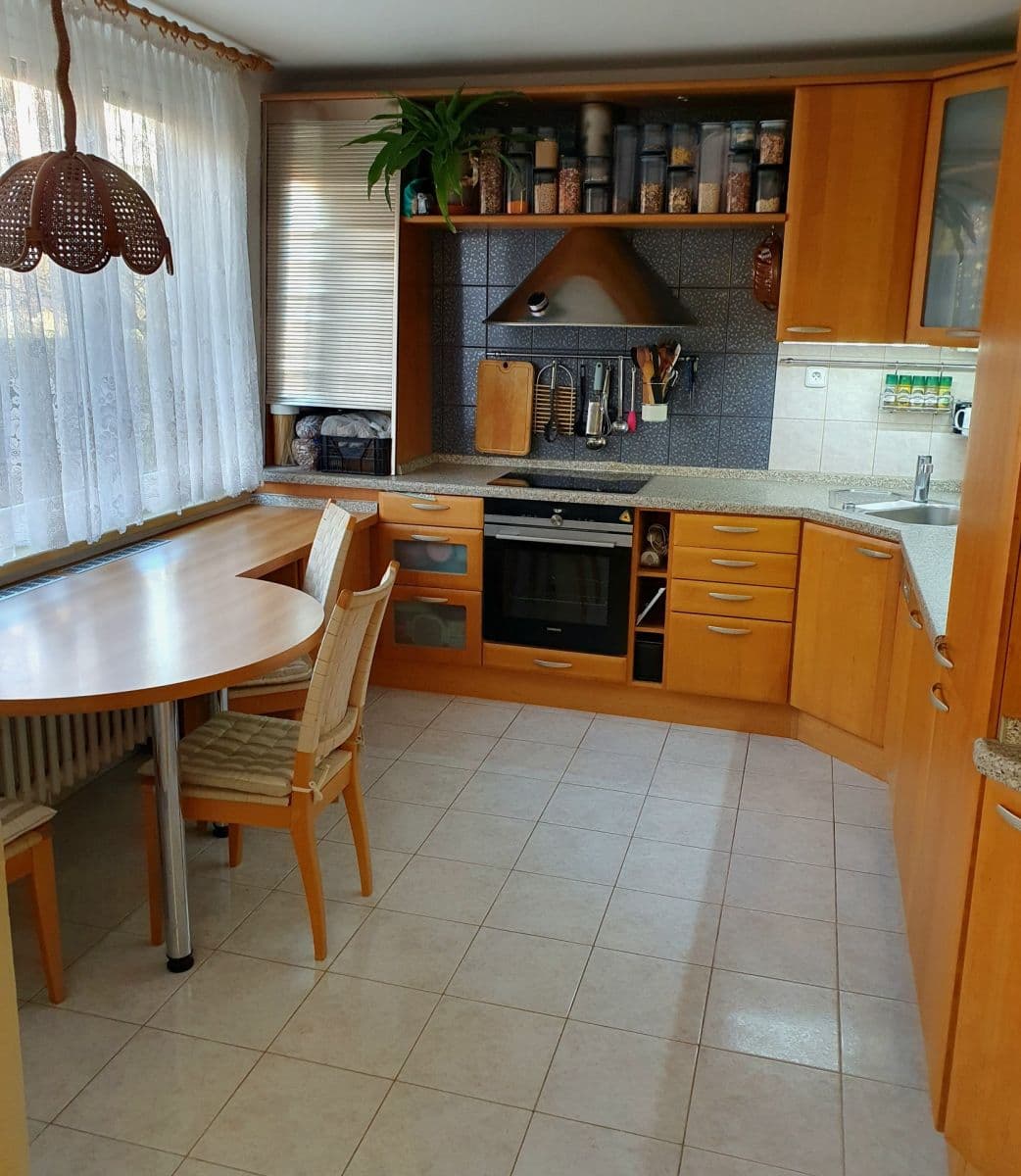 3 bedroom flat to rent, 76 m², Filipova, Brno, Jihomoravský Region 3 bedroom flat to rent, 76 m², Filipova, Brno, Jihomoravský Region