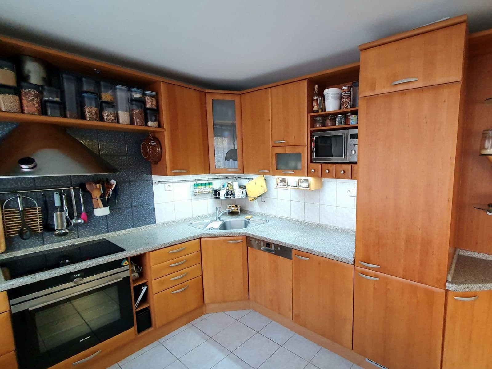 3 bedroom flat to rent, 76 m², Filipova, Brno, Jihomoravský Region 3 bedroom flat to rent, 76 m², Filipova, Brno, Jihomoravský Region