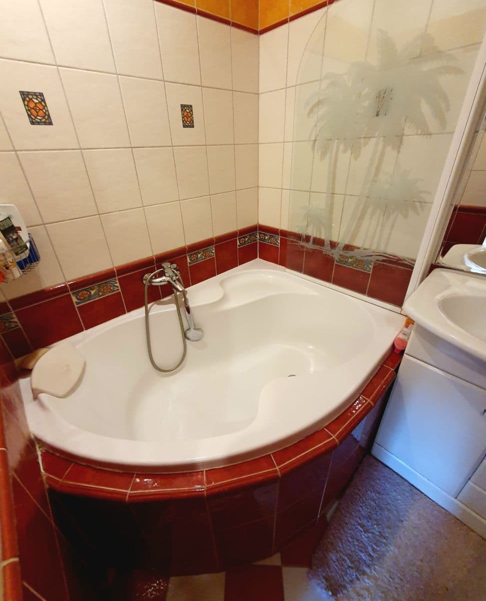 3 bedroom flat to rent, 76 m², Filipova, Brno, Jihomoravský Region 3 bedroom flat to rent, 76 m², Filipova, Brno, Jihomoravský Region