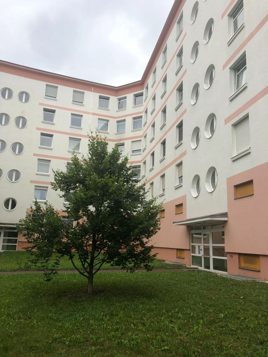 1 bedroom with open-plan kitchen flat to rent, 62 m², Nad Okrouhlíkem, Prague, Prague 1 bedroom with open-plan kitchen flat to rent, 62 m², Nad Okrouhlíkem, Prague, Prague