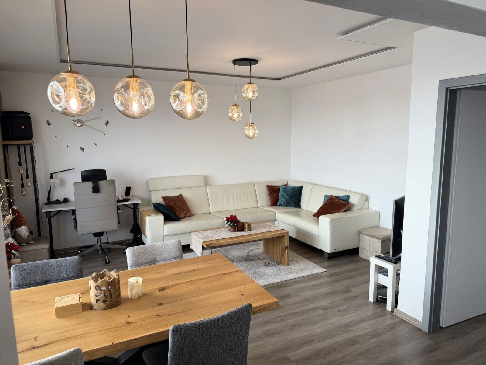 3 bedroom with open-plan kitchen flat to rent, 78 m², Popelákova, Brno, Jihomoravský Region 3 bedroom with open-plan kitchen flat to rent, 78 m², Popelákova, Brno, Jihomoravský Region