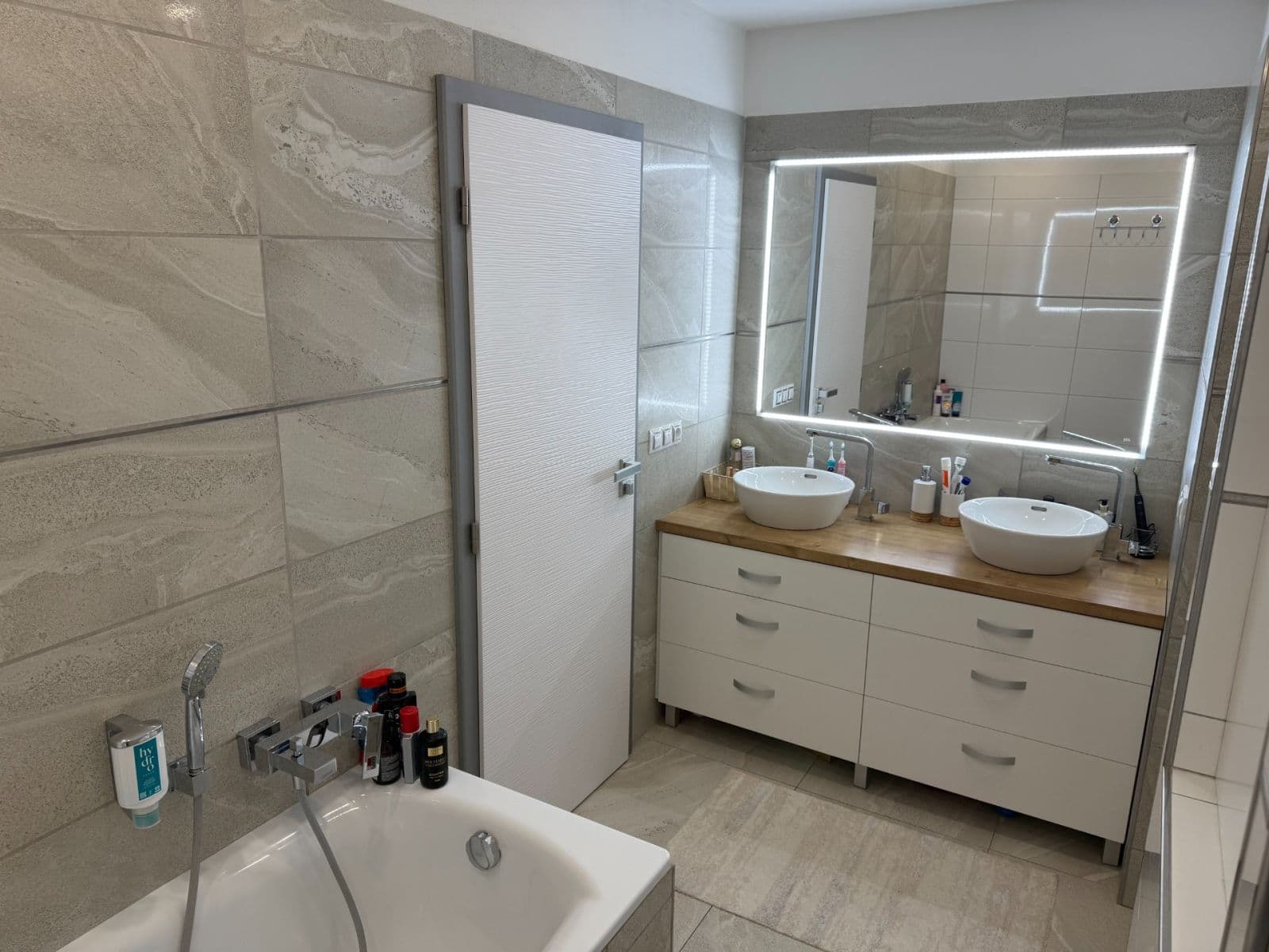 3 bedroom with open-plan kitchen flat to rent, 78 m², Popelákova, Brno, Jihomoravský Region 3 bedroom with open-plan kitchen flat to rent, 78 m², Popelákova, Brno, Jihomoravský Region