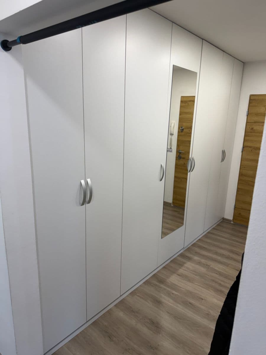 3 bedroom with open-plan kitchen flat to rent, 78 m², Popelákova, Brno, Jihomoravský Region 3 bedroom with open-plan kitchen flat to rent, 78 m², Popelákova, Brno, Jihomoravský Region