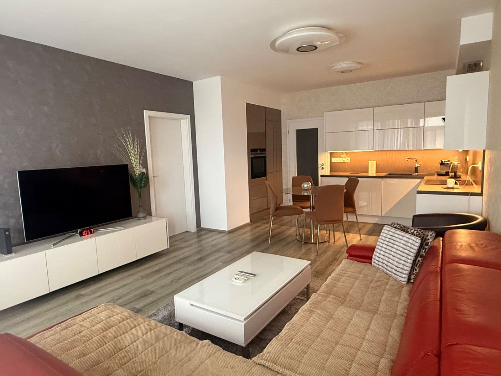 1 bedroom with open-plan kitchen flat for sale, 59 m², Modrého, Prague, Prague 1 bedroom with open-plan kitchen flat for sale, 59 m², Modrého, Prague, Prague