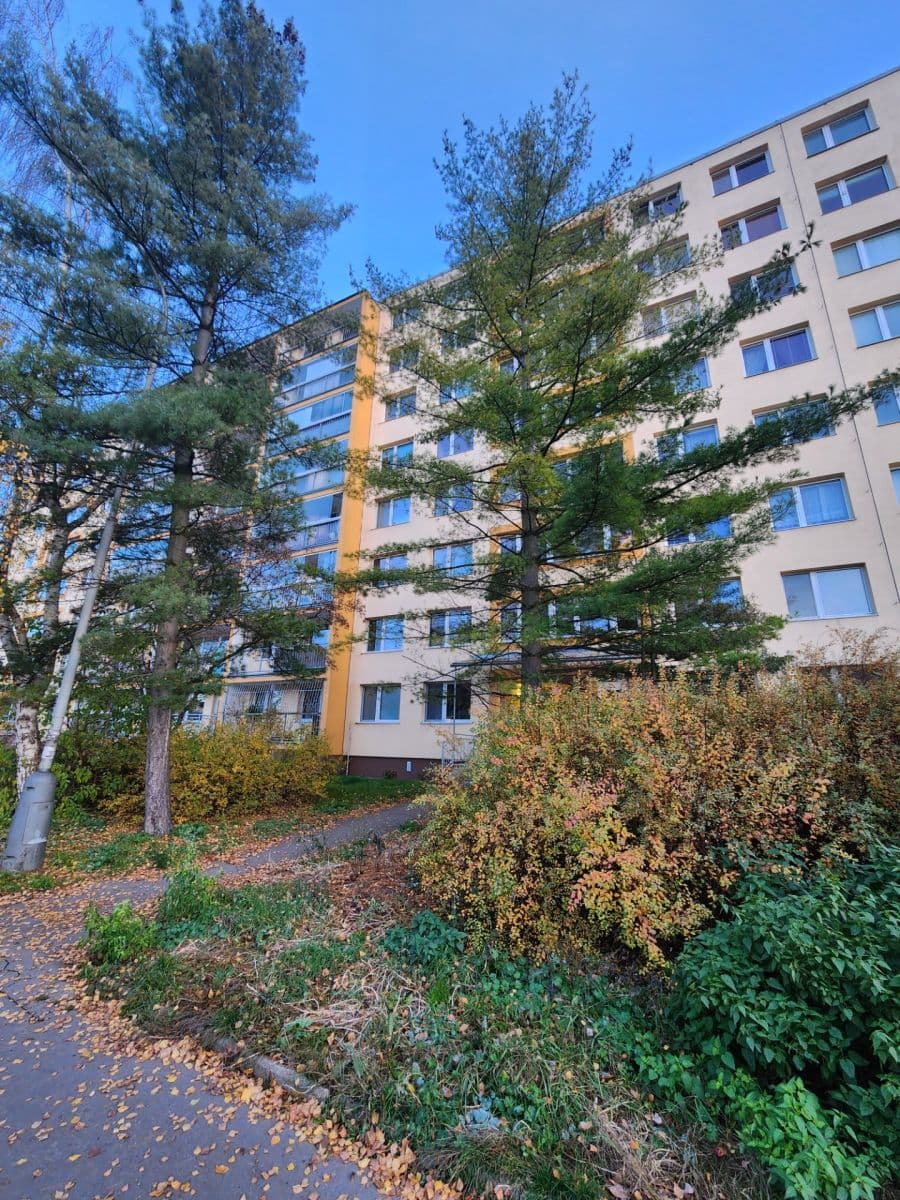 3 bedroom flat to rent, 68 m², K Lipám, Prague, Prague 3 bedroom flat to rent, 68 m², K Lipám, Prague, Prague