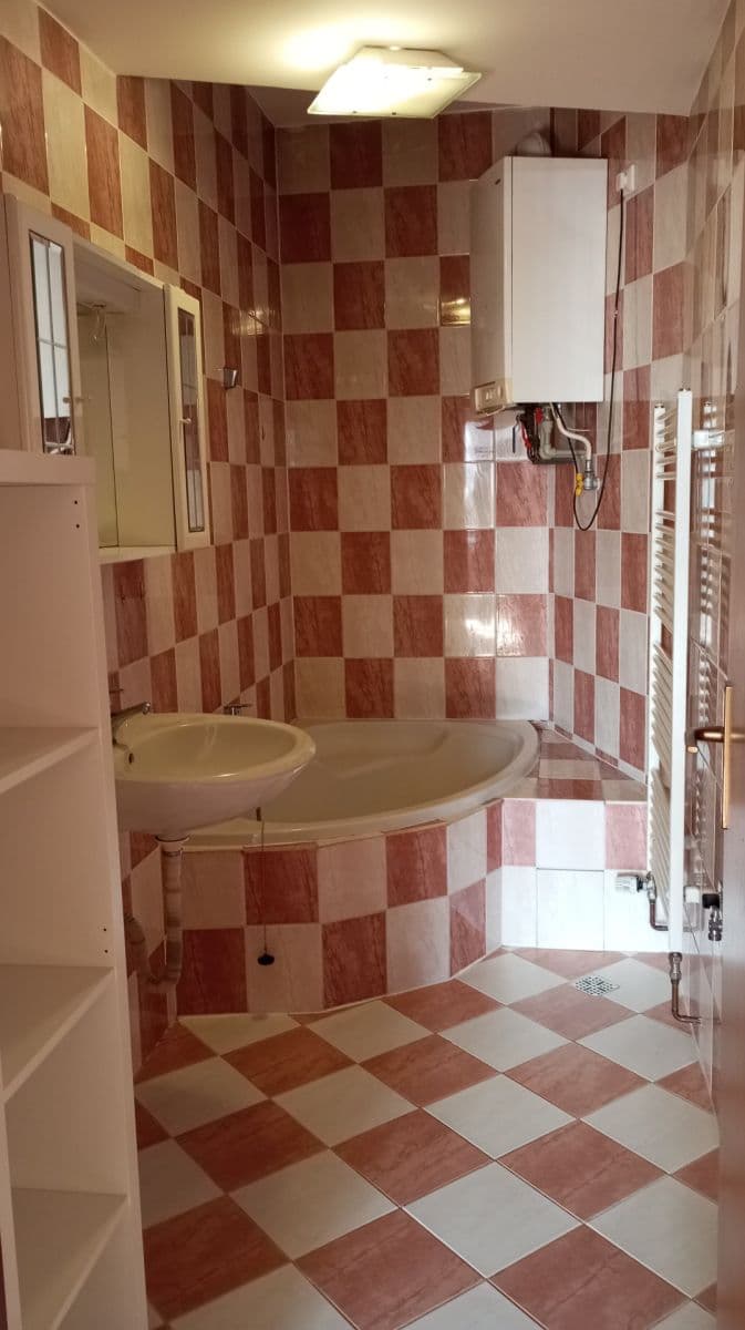 3 bedroom flat to rent, 72 m², Ve Střešovičkách, Prague, Prague 3 bedroom flat to rent, 72 m², Ve Střešovičkách, Prague, Prague