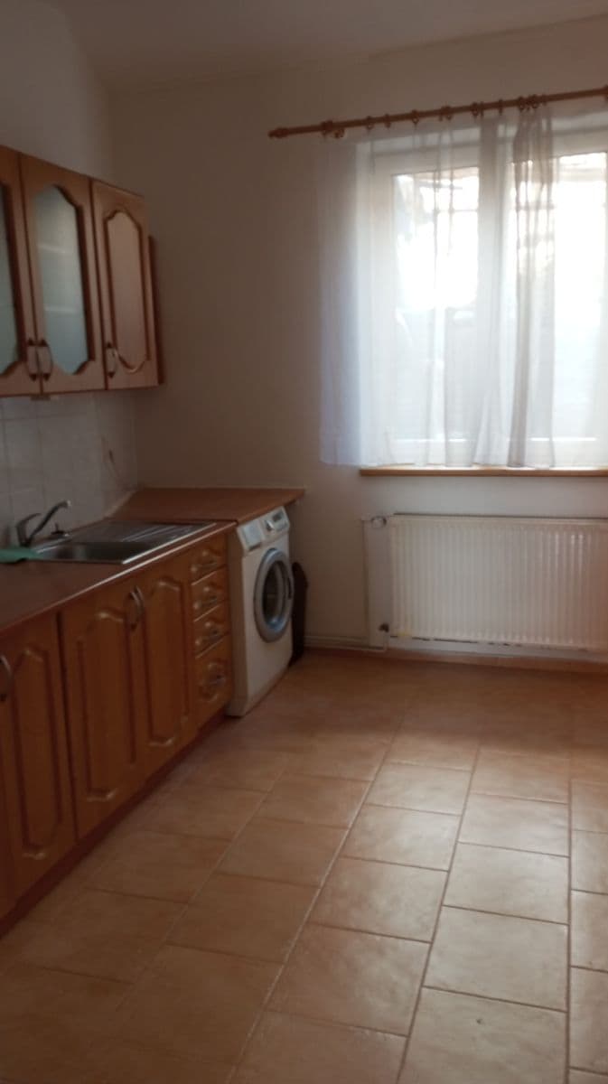 3 bedroom flat to rent, 72 m², Ve Střešovičkách, Prague, Prague 3 bedroom flat to rent, 72 m², Ve Střešovičkách, Prague, Prague