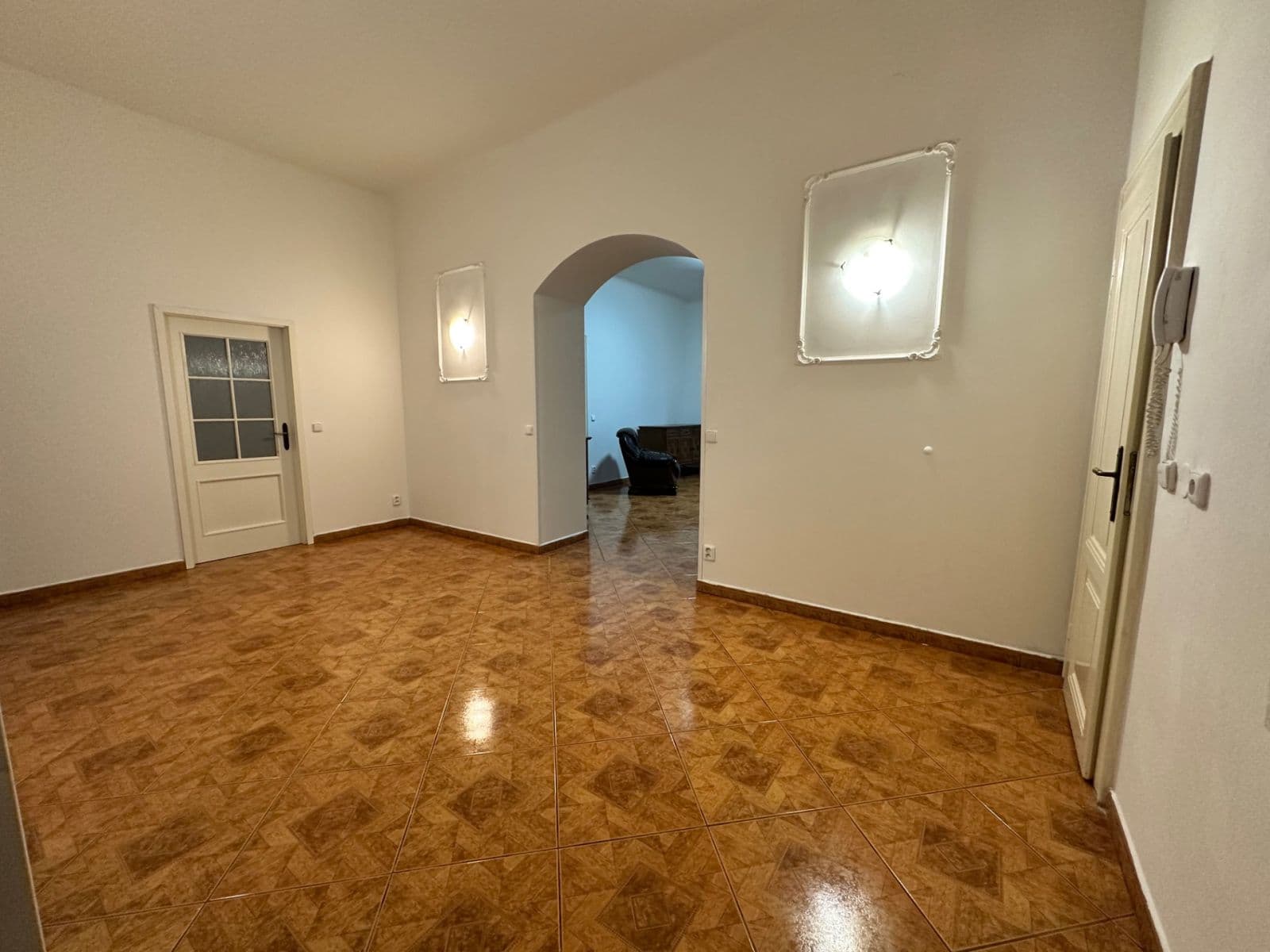 4 bedroom flat to rent, 144 m², Československé armády, Prague, Prague 4 bedroom flat to rent, 144 m², Československé armády, Prague, Prague