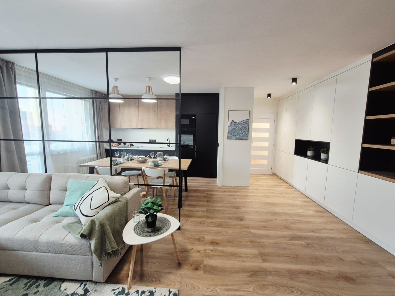 2 bedroom with open-plan kitchen flat for sale, 80 m², nábřeží Závodu míru, Pardubice, Pardubický Region 2 bedroom with open-plan kitchen flat for sale, 80 m², nábřeží Závodu míru, Pardubice, Pardubický Region