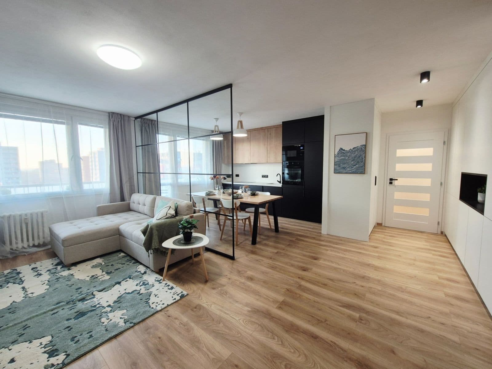 2 bedroom with open-plan kitchen flat for sale, 80 m², nábřeží Závodu míru, Pardubice, Pardubický Region 2 bedroom with open-plan kitchen flat for sale, 80 m², nábřeží Závodu míru, Pardubice, Pardubický Region