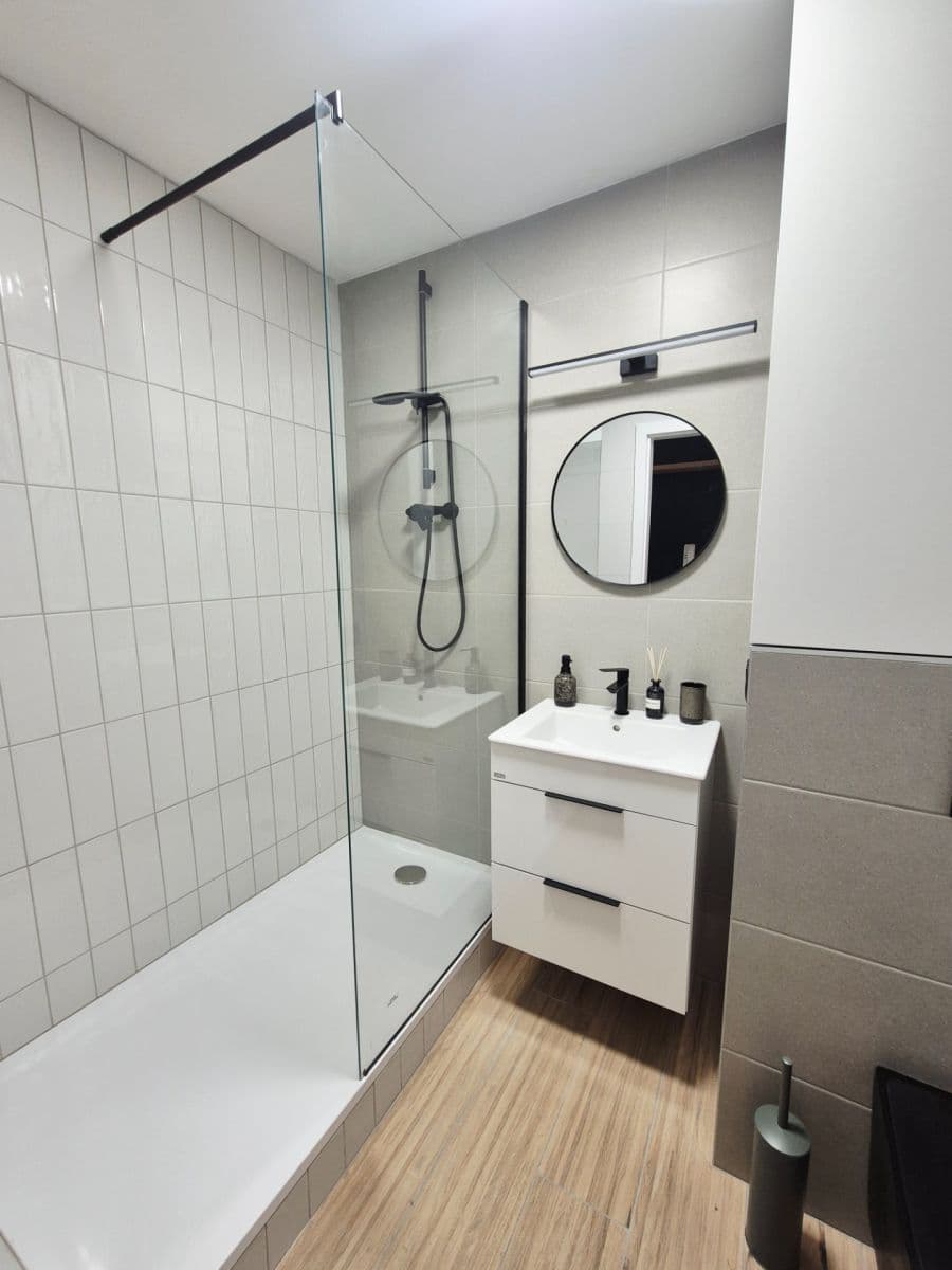 2 bedroom with open-plan kitchen flat for sale, 80 m², nábřeží Závodu míru, Pardubice, Pardubický Region 2 bedroom with open-plan kitchen flat for sale, 80 m², nábřeží Závodu míru, Pardubice, Pardubický Region