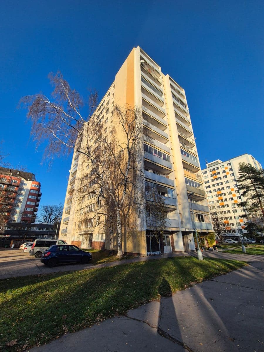 2 bedroom with open-plan kitchen flat for sale, 80 m², nábřeží Závodu míru, Pardubice, Pardubický Region 2 bedroom with open-plan kitchen flat for sale, 80 m², nábřeží Závodu míru, Pardubice, Pardubický Region