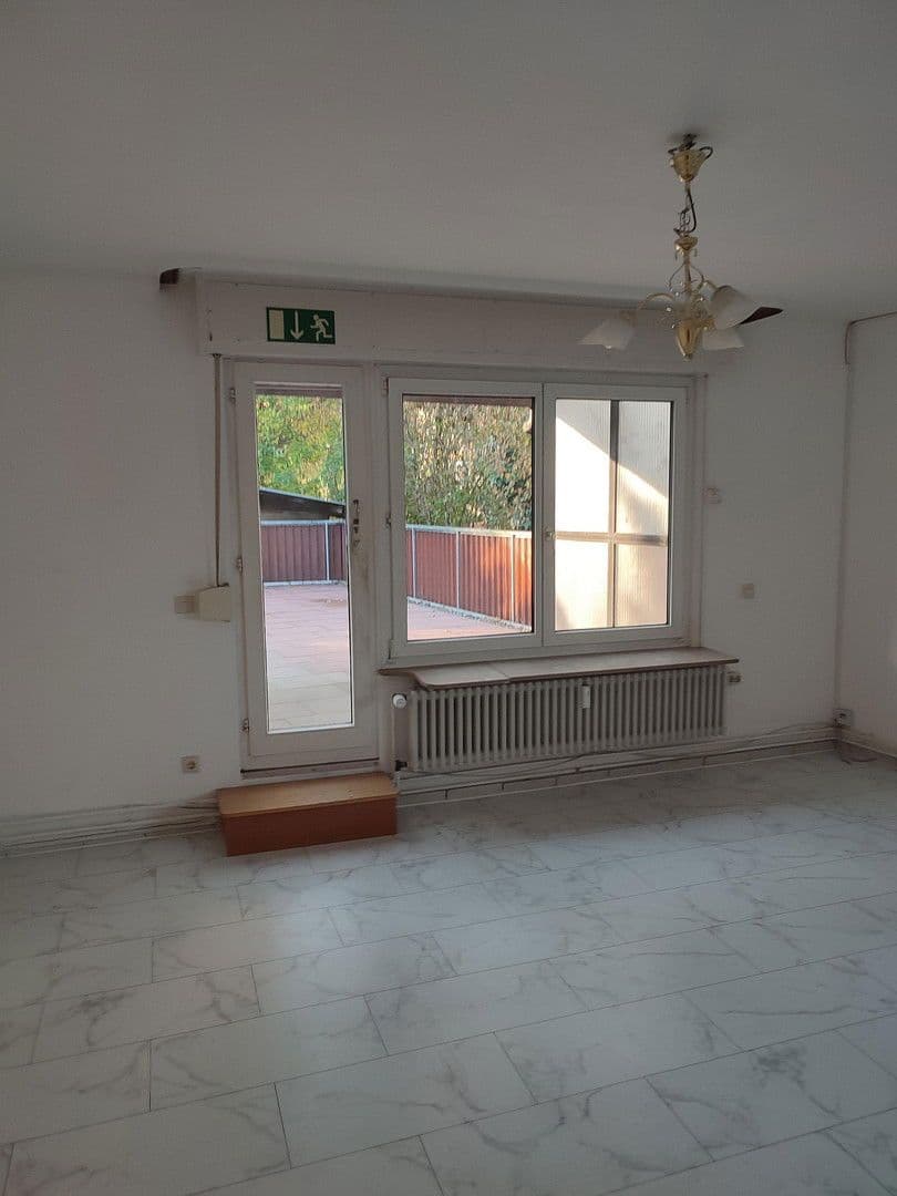 2 bedroom flat to rent, 80 m², Reutlingen, Baden-Württemberg 2 bedroom flat to rent, 80 m², Reutlingen, Baden-Württemberg