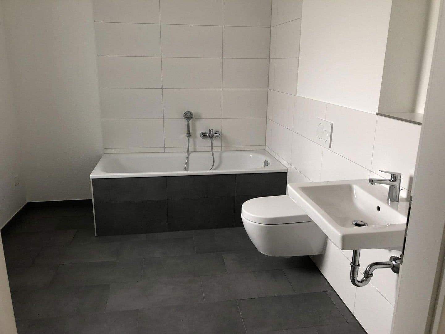 3 bedroom flat to rent, 73 m², Wöllstadt, Hesse 3 bedroom flat to rent, 73 m², Wöllstadt, Hesse