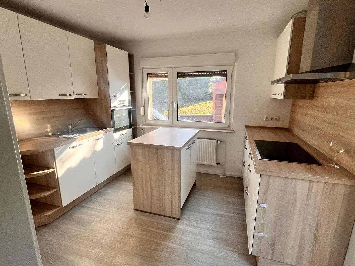 house for sale, 120 m², Stoßdorfer Straße 36, Hennef (Sieg), North Rhine-Westphalia house for sale, 120 m², Stoßdorfer Straße 36, Hennef (Sieg), North Rhine-Westphalia