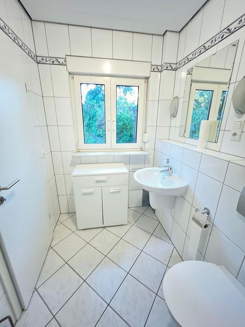 house for sale, 120 m², Stoßdorfer Straße 36, Hennef (Sieg), North Rhine-Westphalia house for sale, 120 m², Stoßdorfer Straße 36, Hennef (Sieg), North Rhine-Westphalia