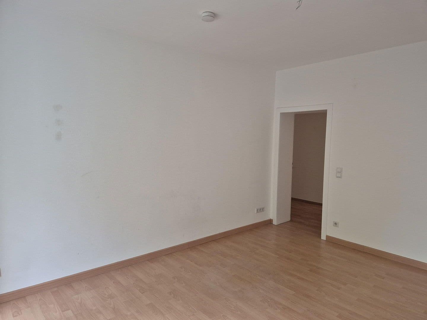 3 bedroom flat to rent, 84 m², Düsseldorf, North Rhine-Westphalia 3 bedroom flat to rent, 84 m², Düsseldorf, North Rhine-Westphalia